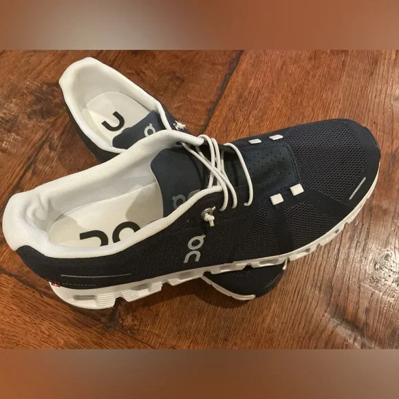 On-Running Cloud Midnight/White" Men's Casual Running Sneakers size 10 - Picture 3 of 7